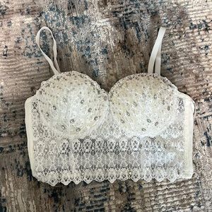 *Never Worn* White Crop Top